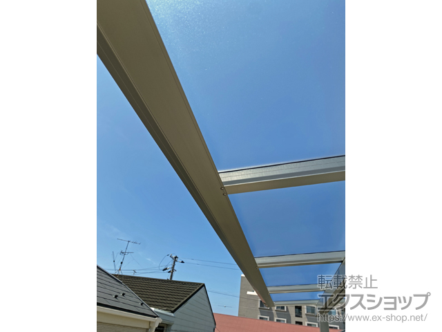千葉県千葉市ののバルコニー・ベランダ屋根 ソラリア F型 屋根タイプ 単体 積雪〜20cm対応 施工例