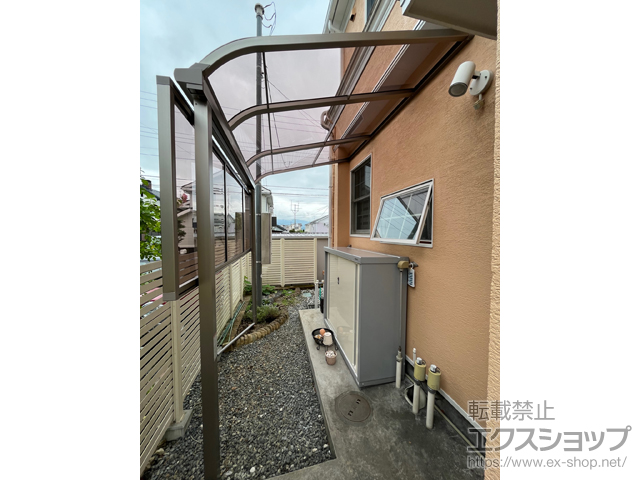 岩手県紫波郡矢巾町ののテラス屋根 スピーネ R型 1500 テラスタイプ 単体 積雪〜50cm対応＋前面スクリーン 1段 施工例