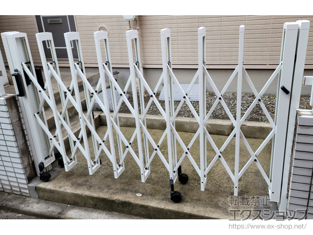 神奈川県横浜市ののカーゲート トリップゲートII 2型 スタンダード ノンレール 片開き　22S 施工例