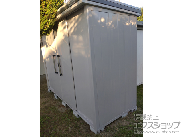 大阪府茨木市のの物置・屋外倉庫 エルモ 一般型 2920×1170×2121 LMD-2911-CB＋収納型スロープ 施工例