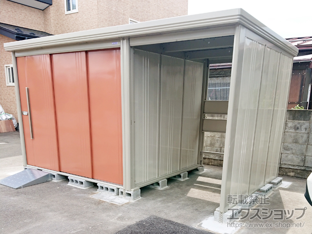 山形県東根市のの物置・屋外倉庫 Mr.ストックマン プラスアルファ 多雪型 結露減少型 4047×2290×2110（扉側幅2532） TP-SZ4022-T 施工例