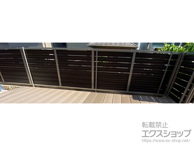 愛知県名古屋市ののフェンス・柵 フェンスAB YS3型 横スリット3 木調カラー フリーポールタイプ 施工例