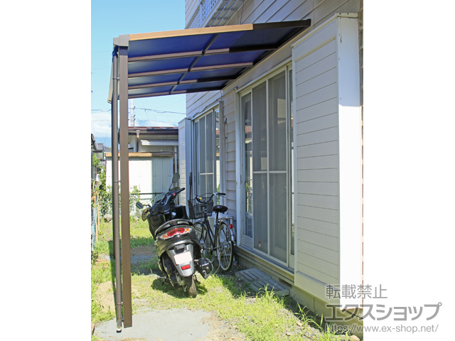 山梨県中央市ののテラス屋根 プレシオステラスII F型 テラスタイプ 単体 積雪〜20cm対応 施工例
