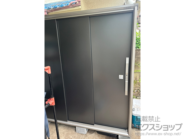 東京都中野区のの物置・屋外倉庫 エスモ 一般型 1800×924×1913 ESF-1809A-GM 施工例