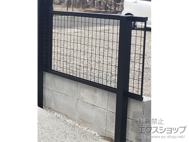 熊本県熊本市ののフェンス・柵 シンプレオフェンスM2型 縦井桁メッシュ 2段支柱 自立建て用（上段のみ） 施工例