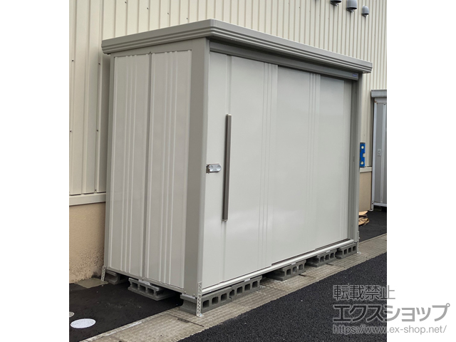 新潟県新潟市のの物置・屋外倉庫 Mr.ストックマンダンディ 一般型 2532×1222×2110 ND-2512-W 施工例