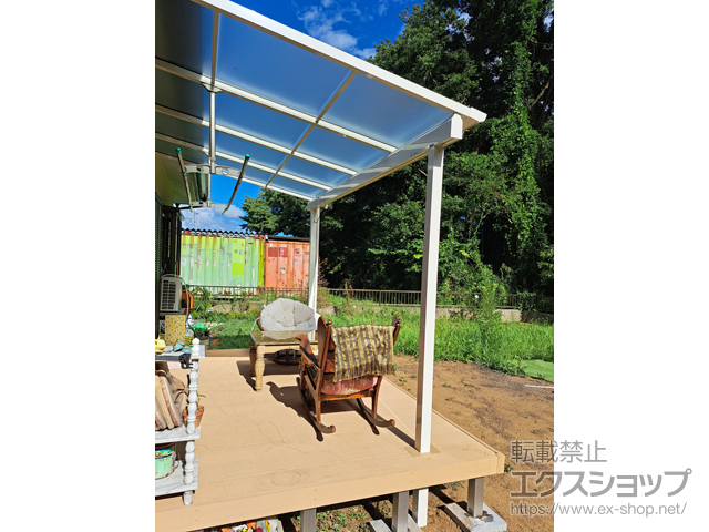 茨城県稲敷市ののテラス屋根、ウッドデッキ ソラリアF型 テラスタイプ 単体 積雪〜20cm対応 施工例