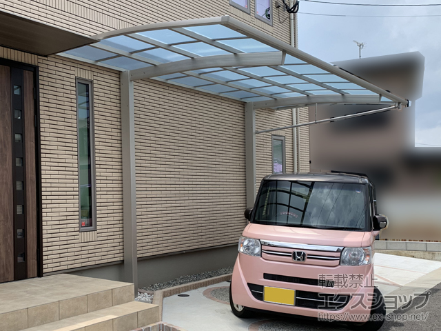 長崎県大村市ののカーポート アリュースRE 前下がり 積雪〜20cm対応 施工例