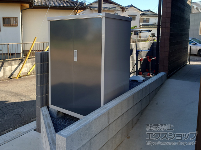茨城県つくば市のの物置・屋外倉庫 タイヤストッカー 1100×905×1603（BJX-119DT） BJX-119DT-CG 施工例