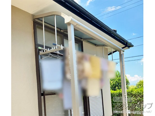 福岡県北九州市ののカーポート、テラス屋根、ウッドデッキ、フェンス・柵・塀 ソラリア R型 テラスタイプ 単体 積雪～20cm対応 施工例