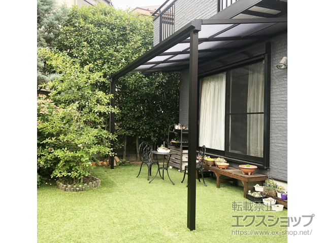 東京都町田市ののテラス屋根 ソラリア F型 テラスタイプ 単体 積雪〜20cm対応 施工例
