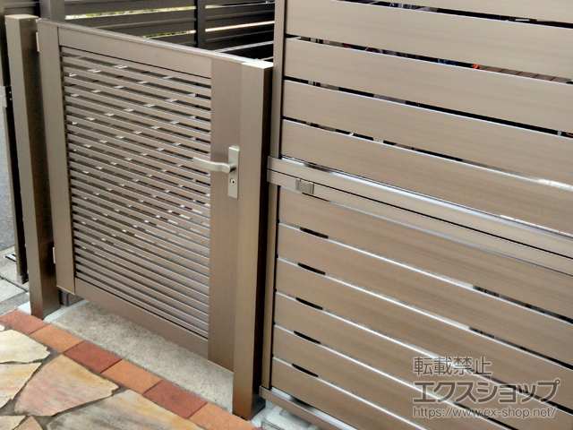 埼玉県草加市のの門扉 開き門扉AB YR1型 片開き　柱使用 施工例