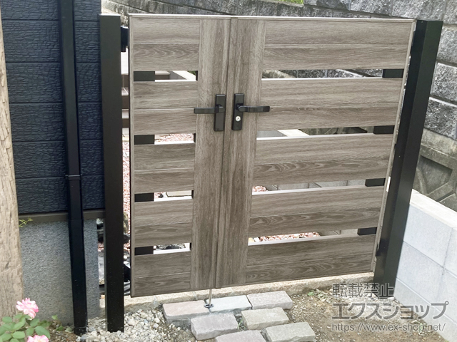 福岡県糟屋郡新宮町のの門扉 開き門扉AA YS1型 親子開き 柱使用 マテリアルカラー 施工例