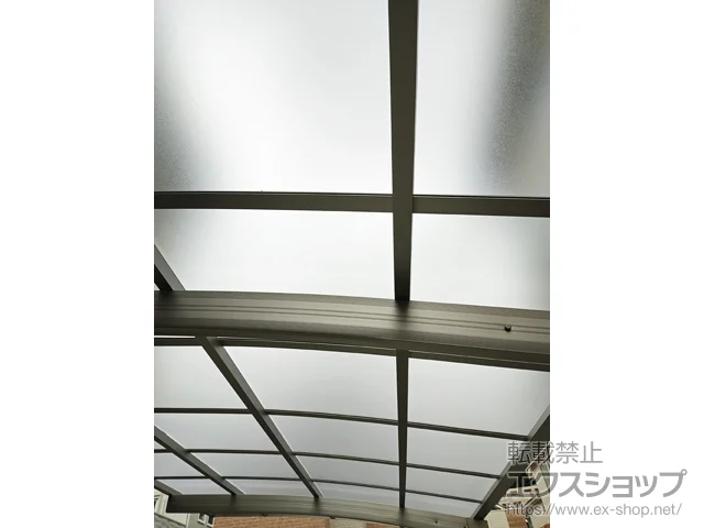 兵庫県明石市のYKKAPのカーポート アリュース　積雪～20cm対応 施工例