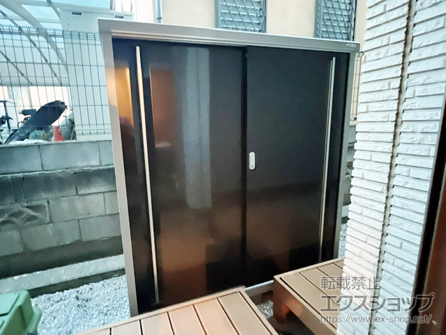 埼玉県川越市のの物置・屋外倉庫 シンプリー 一般型 1520×615×1603 MJX-156D-EB 施工例