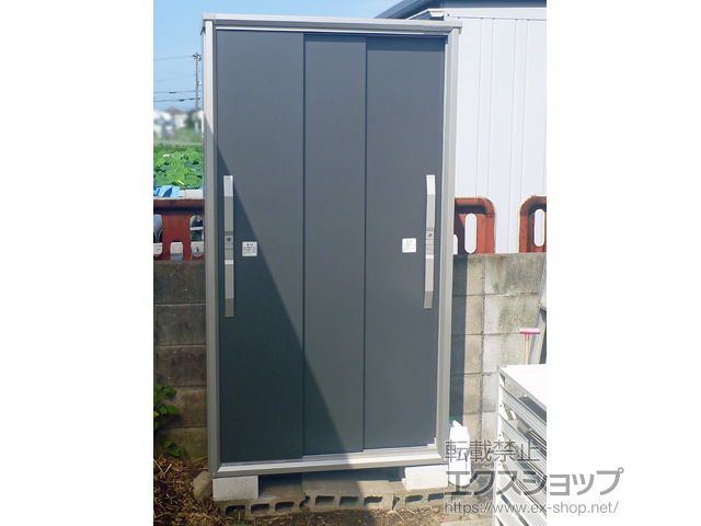 兵庫県姫路市のの物置・屋外倉庫 エスモ 一般型 1065×537×1914 ESF-1005A-GM 施工例