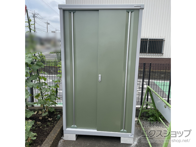 埼玉県北足立郡伊奈町のの物置・屋外倉庫 シンプリー 一般型 1100×755×1903 MJX-117E-P-JG 施工例