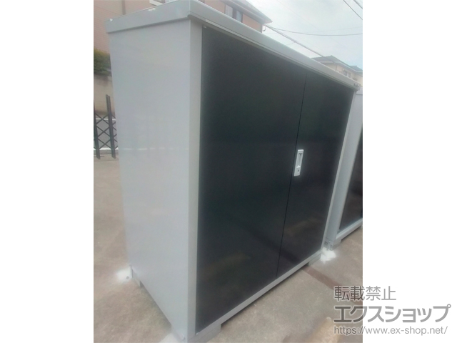 埼玉県さいたま市のの物置・屋外倉庫 アイビーストッカー 1320×905×1603(BJX-139D) BJX-139D-CG＋タイヤ止め(床置き用) 施工例
