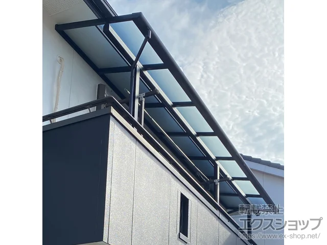 愛知県岡山市のYKKAPのバルコニー・ベランダ屋根 ソラリア F型 屋根タイプ 連棟 積雪～20cm対応 施工例