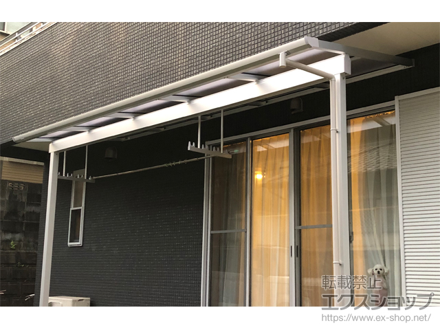 宮崎県宮崎市ののテラス屋根 ソラリア F型 テラスタイプ 単体 積雪〜20cm対応＋吊り下げ式固定物干し 施工例