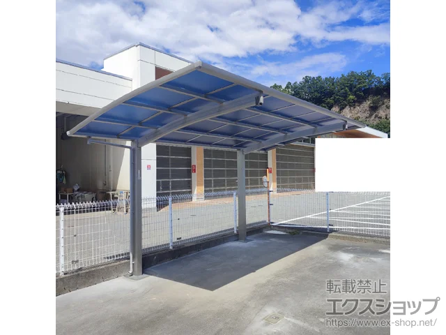 山梨県韮崎市のYKKAPのカーポート アリュース　積雪～20cm対応＋着脱式サポート 施工例