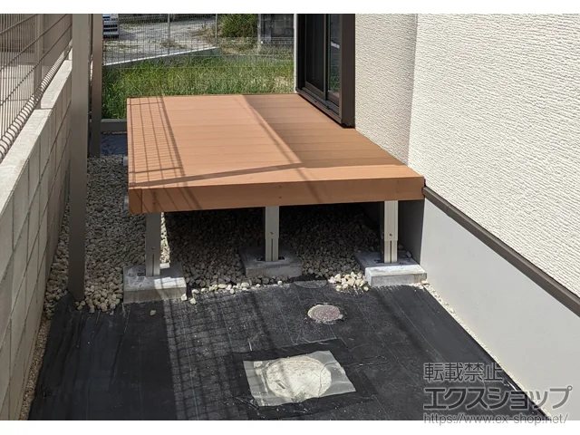福岡県糟屋郡須惠町ののテラス屋根、ウッドデッキ マージウッドデッキ 施工例