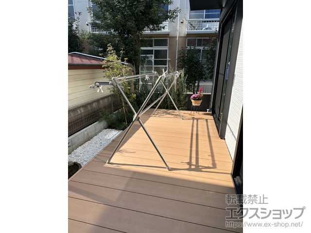 東京都世田谷区ののウッドデッキ リウッドデッキ 200+独立式リウッドステップ2型（1段）×1セット 施工例