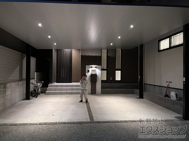 福岡県福岡市ののカーポート カーポートSCワイド 積雪〜20cm対応+カーポートライト 施工例