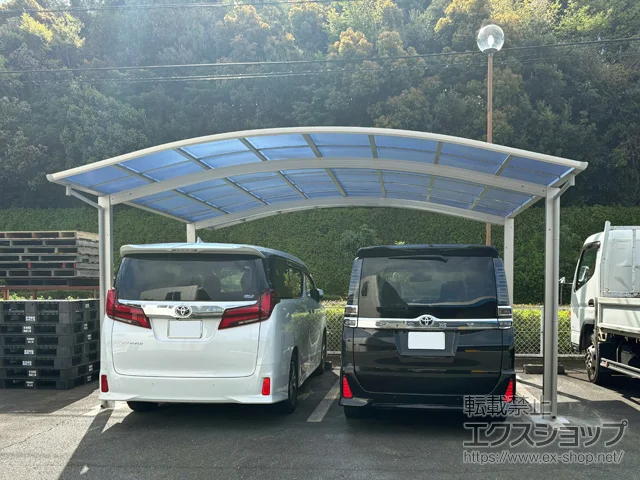 静岡県浜松市のYKKAPのカーポート アリュース ツイン 積雪〜20cm対応 施工例