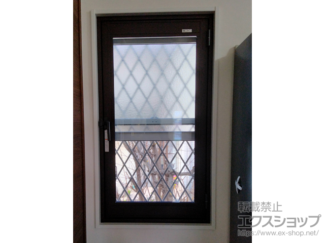 大阪府岸和田市のの二重窓（内窓） インプラス 開き窓 外観左吊元 施工例