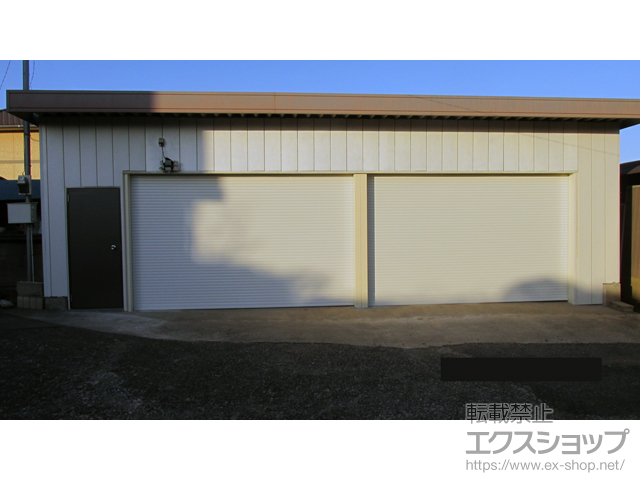 茨城県つくば市のLIXIL リクシル（トステム）のガレージシャッター ガレージシャッター 電動式 内部付タイプ 施工例