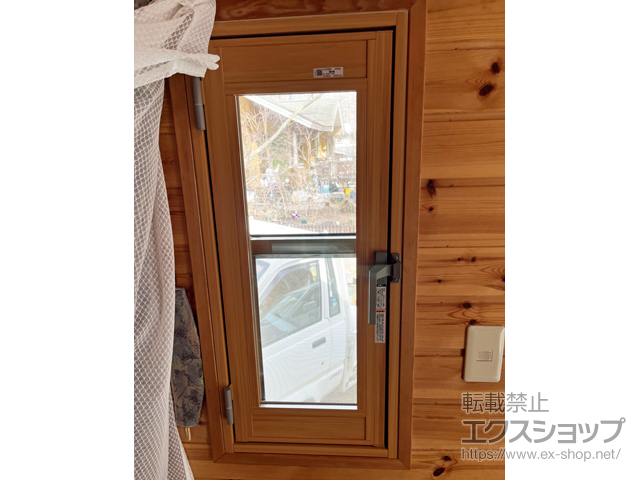 山梨県北杜市のの二重窓（内窓） インプラス 開き窓 外観右吊元 施工例