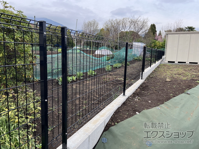 神奈川県秦野市ののフェンス・柵 イーネットフェンス 3F型 自由柱施工 施工例