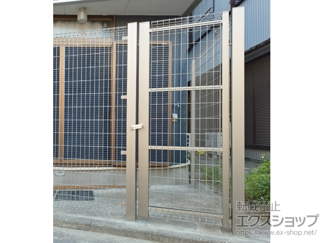 神奈川県横浜市のの門扉 ユメッシュHR型門扉 片開き アルミ角型門柱 施工例