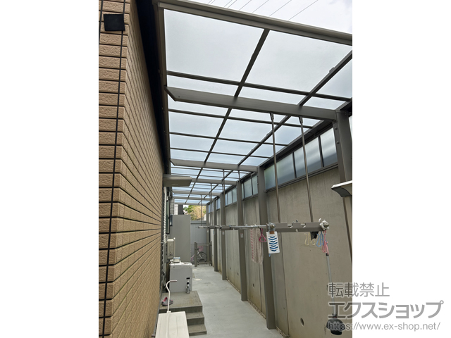 岐阜県多治見市ののテラス屋根 フーゴF 独立テラスタイプ 連棟 積雪〜20cm対応 施工例