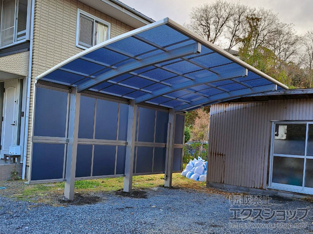 宮城県宮城郡松島町ののカーポート アリュース 1500タイプ 1台用  積雪〜50cm対応+着脱式サポート 単体セット用+サイドパネル 施工例