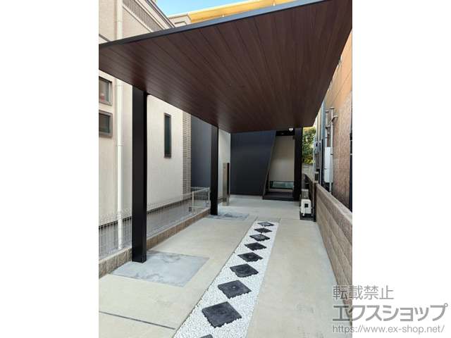 大阪府東大阪市ののカーポート カーポートSC 複合色 積雪〜20cm対応+カーポートライト 施工例
