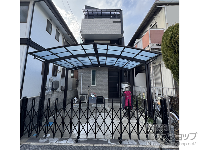 埼玉県蕨市ののカーポート アリュース 600タイプ M合掌セット（2台用）積雪〜20cm対応 施工例
