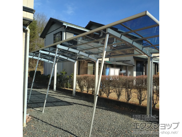 福島県石川郡浅川町ののカーポート アリュース 600タイプ 縦連棟セット（2台用）積雪〜20cm対応+ 着脱式サポート 縦連棟セット用 施工例