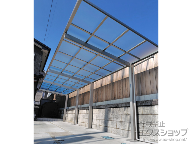 埼玉県飯能市ののカーポート プレシオスポート フラット型 縦連棟セット 2台用 積雪〜20cm対応 施工例