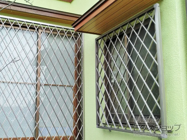 �_�ސ쌧���l�s��LIXIL ���N�V���i�g�X�e���j�̖ʊi�q�E���i�q �A���~�ʊi�q �q�V�N���X �{�H��