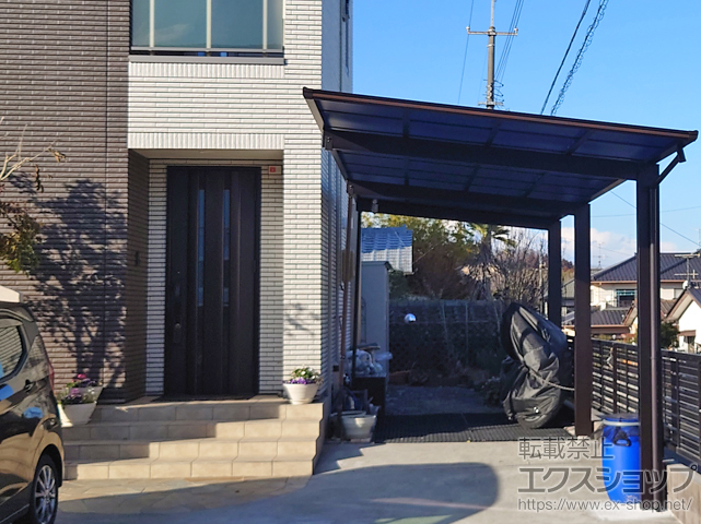 福島県いわき市ののカーポート エフルージュ FIRST 600タイプ 奥行延長 1.5台用 複合色 積雪〜20cm対応+着脱式サポート(屋根ふき材補強部品付) 施工例