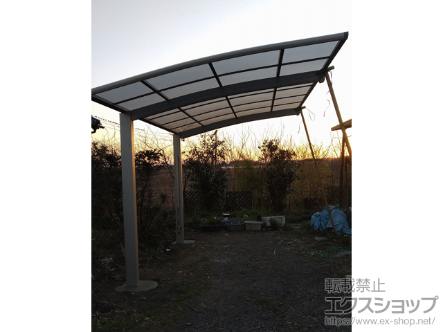 栃木県栃木市ののカーポート プレシオスポート 積雪〜20cm対応+着脱式サポート柱 2本入り 施工例