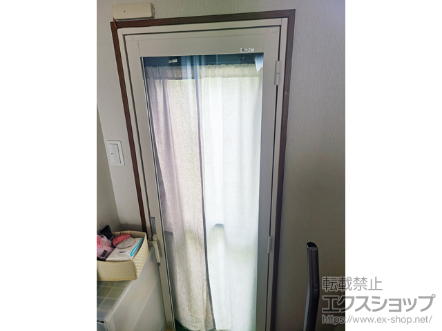 神奈川県厚木市のの二重窓（内窓） インプラス テラスドア 外観左吊元 施工例