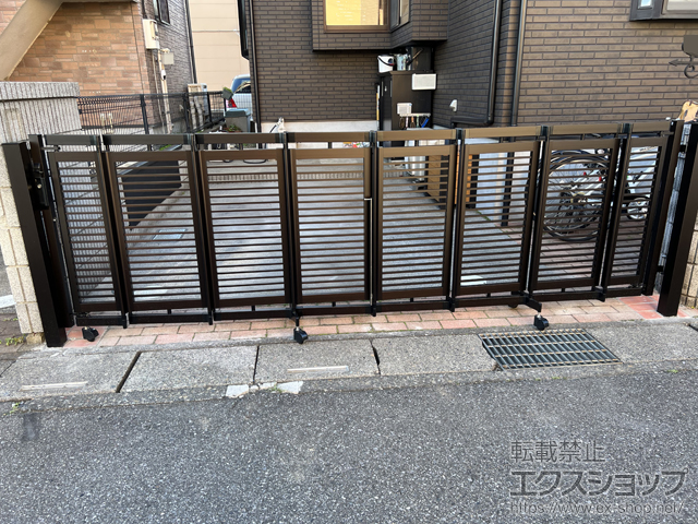 埼玉県越谷市ののカーゲート エクスライン伸縮ゲート1型 ノンレール 片開き 36S 施工例
