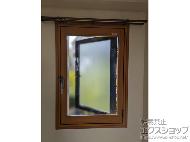 東京都練馬区のの二重窓（内窓） インプラス 開き窓 外観左吊元 施工例