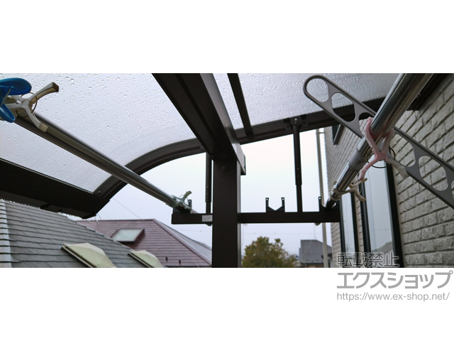 東京都西東京市ののバルコニー・ベランダ屋根 プレシオステラスII R型 屋根タイプ 単体 積雪〜20cm対応 施工例