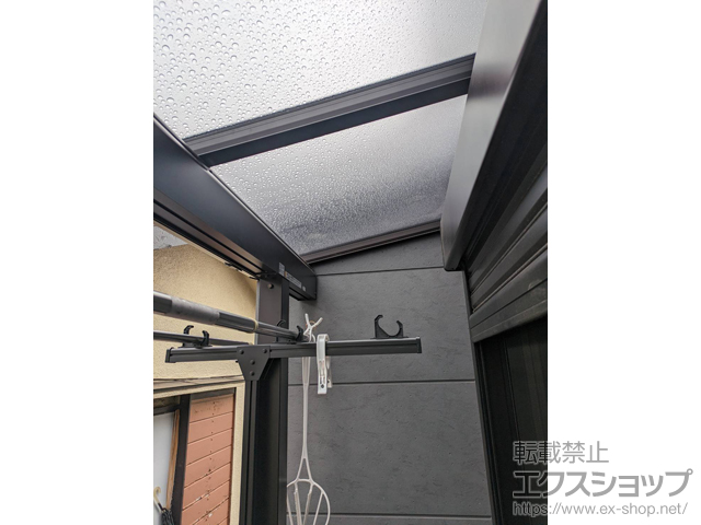 東京都練馬区ののバルコニー・ベランダ屋根 ソラリア F型 屋根タイプ 単体 積雪〜20cm対応 施工例