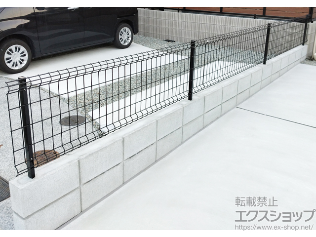 兵庫県姫路市ののフェンス・柵 ハイグリッドフェンスUF8型 フリーポールタイプ 施工例