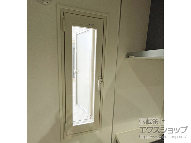 埼玉県さいたま市のの二重窓（内窓） インプラス 開き窓 外観右吊元 施工例
